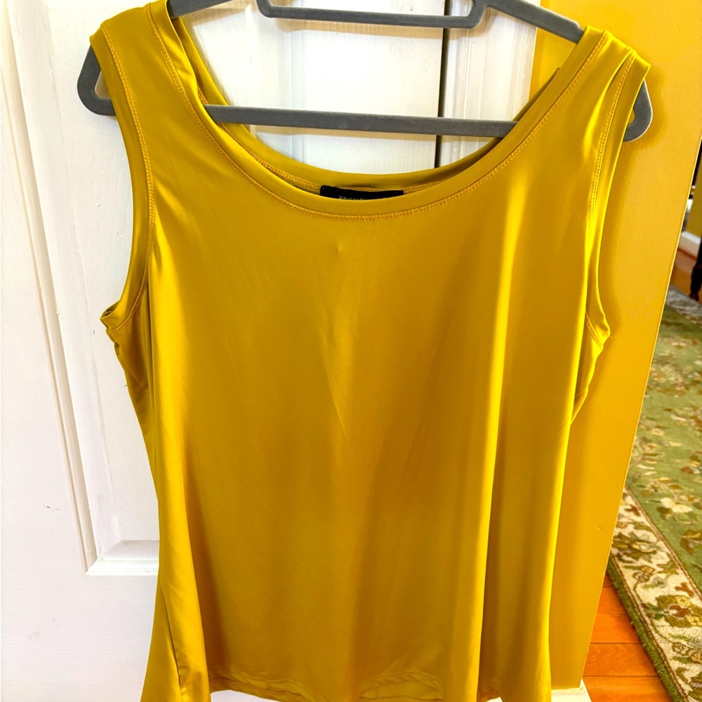Yellow NWT Ashley Stewart Size 18/20 Sleeveless Women's Top
